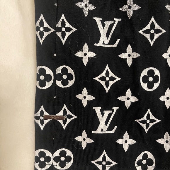 Louis Vuitton L never worn - Picture 5 of 7